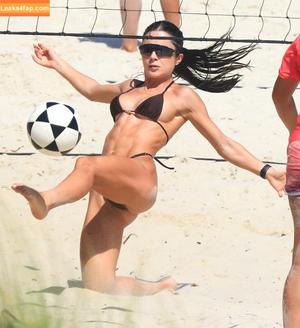 Jade Picon фото #1326