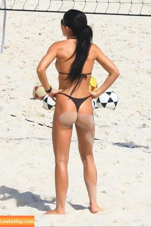 Jade Picon фото #1327