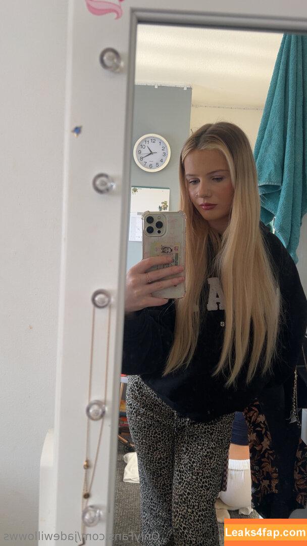 jadewillowws / itsjade_willow leaked photo photo #0002