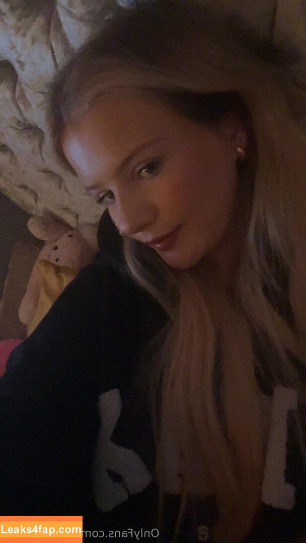jadewillowws / itsjade_willow leaked photo photo #0007