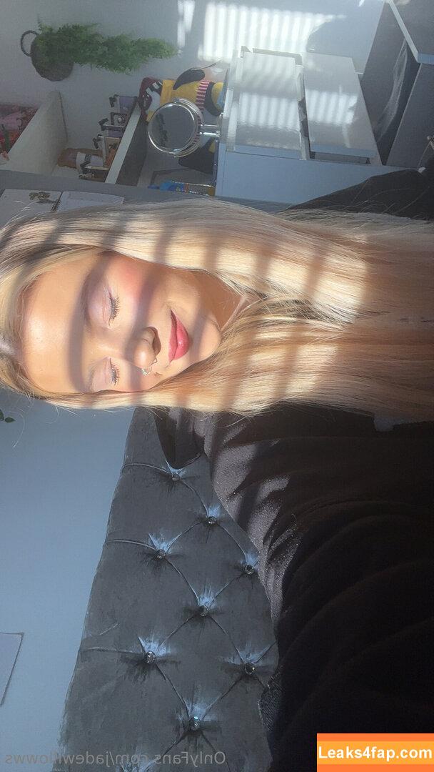 jadewillowws / itsjade_willow leaked photo photo #0008