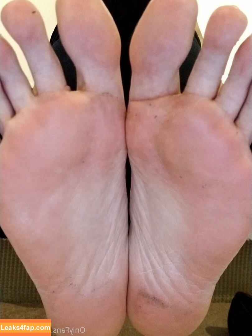 jadezfeet / jadezfeetslave0 leaked photo photo #0001