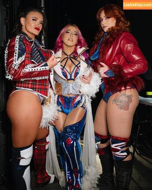 Jaime Hayter photo #0197