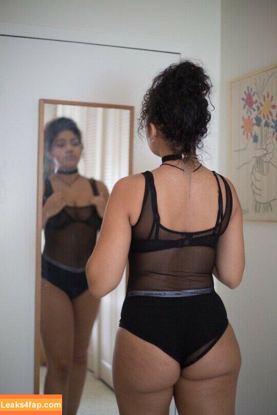 Jaimzina / BenzBrownXXX / Italianbella / italianbella69 / kaleidoscopeyourmind leaked photo photo #0004