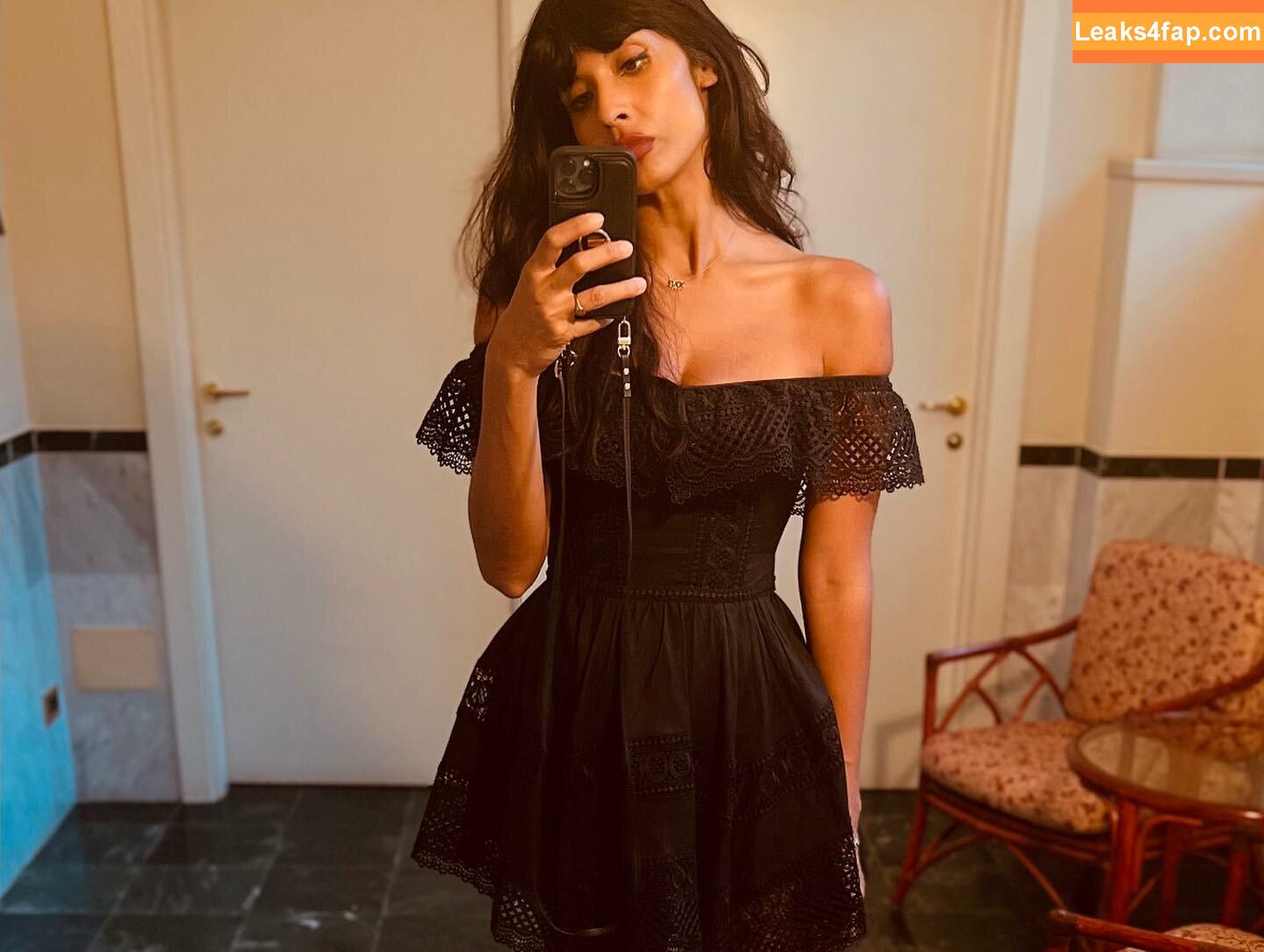 Jameela Jamil / jameelajamil слитое фото фото #0150