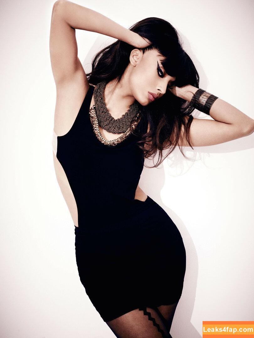 Jameela Jamil / jameelajamil слитое фото фото #0187