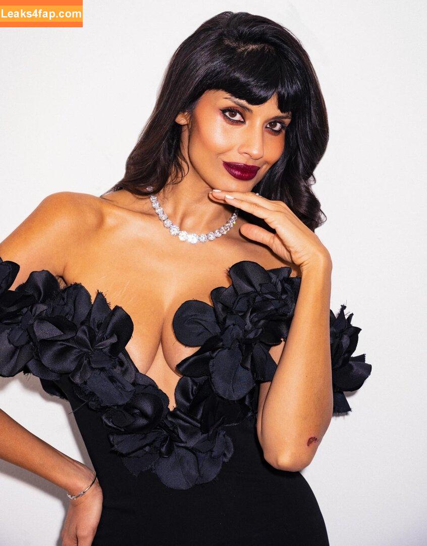 Jameela Jamil / jameelajamil leaked photo photo #0230