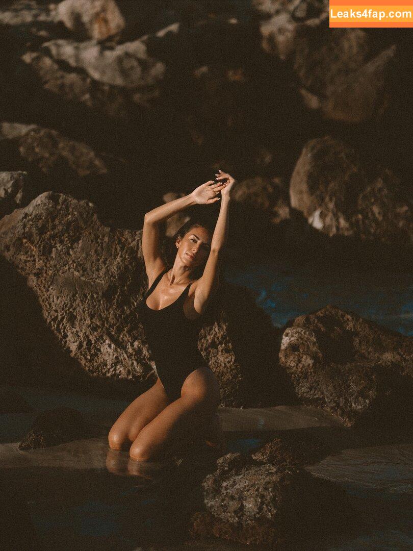 Jana Azizi / jana_azizi / janaazizi слитое фото фото #0175