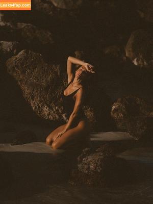 Jana Azizi фото #0177