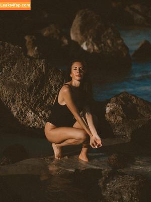 Jana Azizi photo #0184