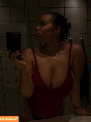 Jana Kristina Heiland photo #0068