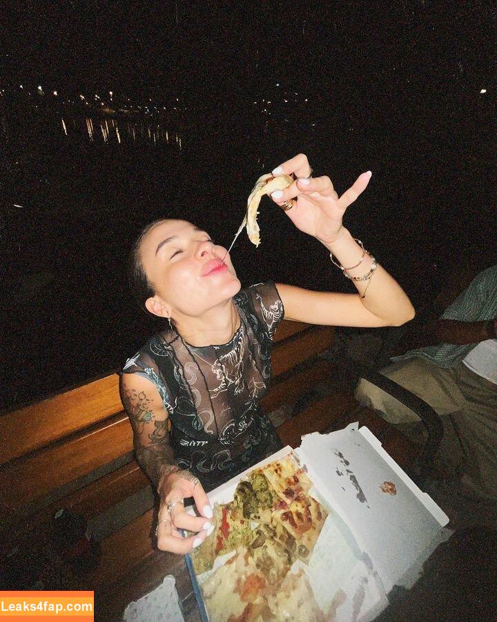 janadeoliveira_ / guismaniotto leaked photo photo #0005