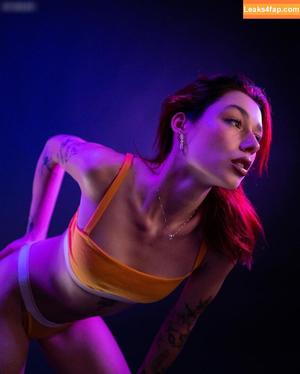 Janaxnell photo #0043