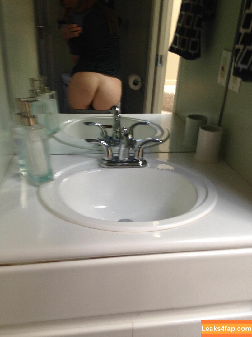 Jane Levy / janeclevy / jcolburnlevy / marialevyy leaked photo photo #0025