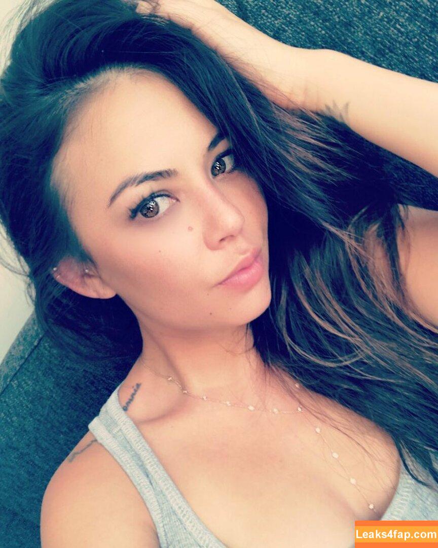 Janel Parrish /  слитое фото фото #0080