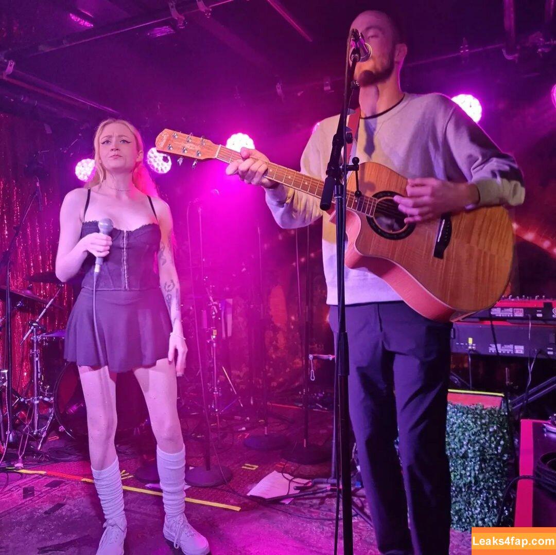 Janet Devlin / JanetJealousy / janetdevlinofficial leaked photo photo #0043