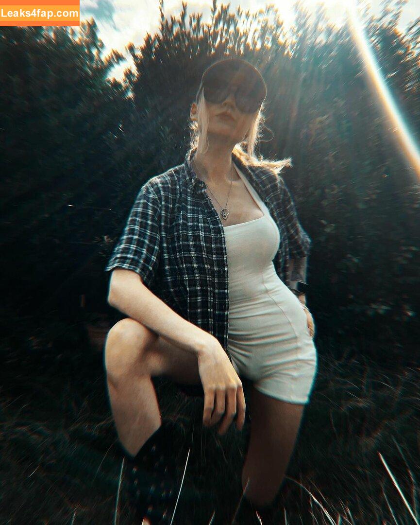 Janet Devlin / JanetJealousy / janetdevlinofficial leaked photo photo #0055