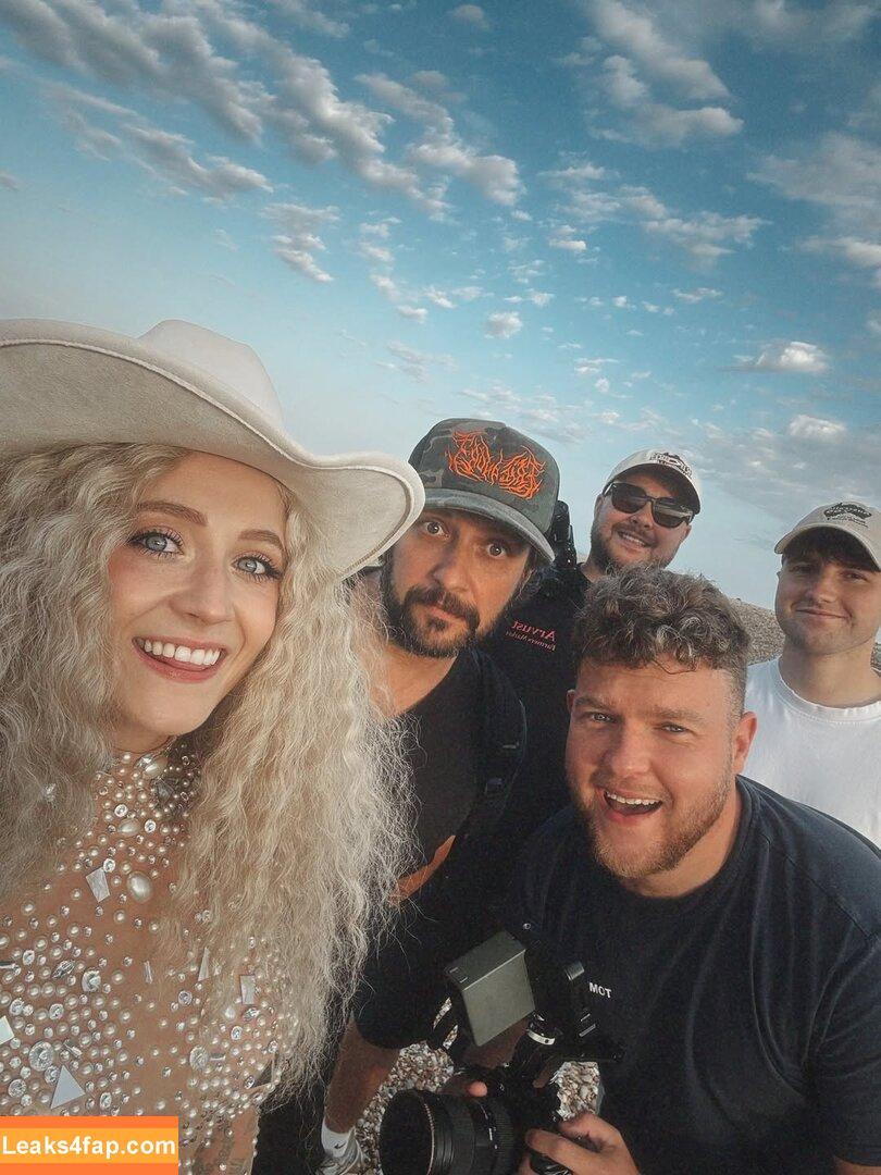 Janet Devlin / JanetJealousy / janetdevlinofficial leaked photo photo #0219