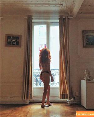 Janet Devlin photo #0012