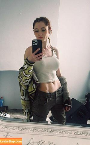 Janet Devlin photo #0017