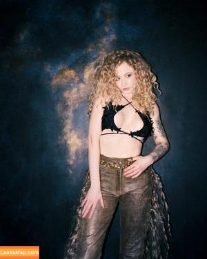 Janet Devlin photo #0231