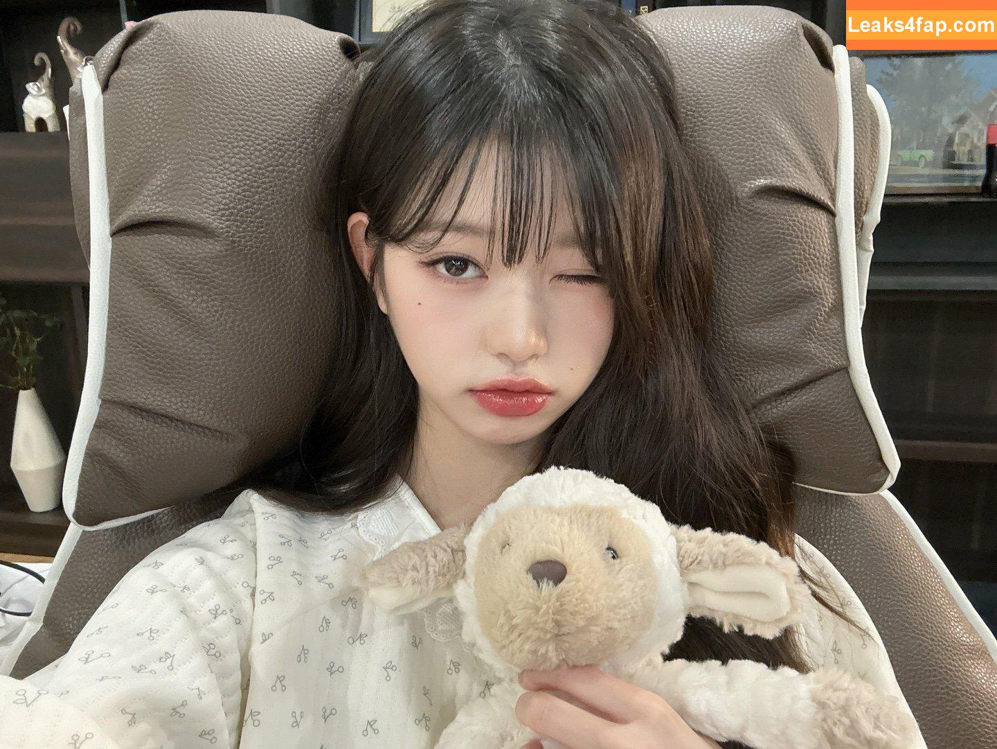 Jang Won-young / for_everyoung10 / 장원영 WONYOUNG слитое фото фото #0050