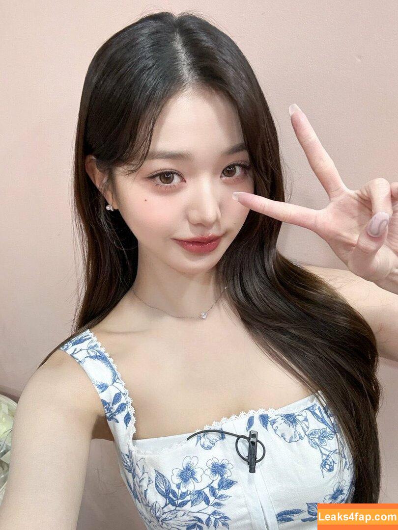 Jang Won-young / for_everyoung10 / 장원영 WONYOUNG слитое фото фото #0320