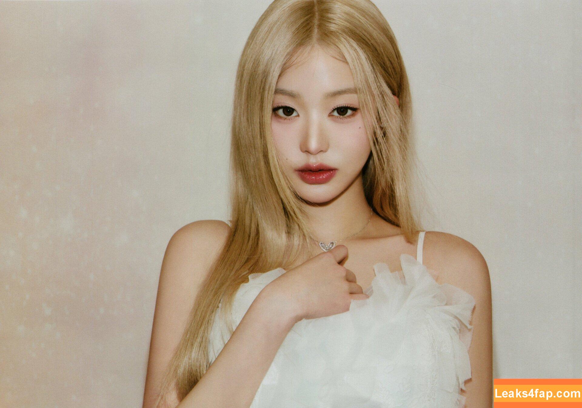 Jang Won-young / for_everyoung10 / 장원영 WONYOUNG слитое фото фото #0331