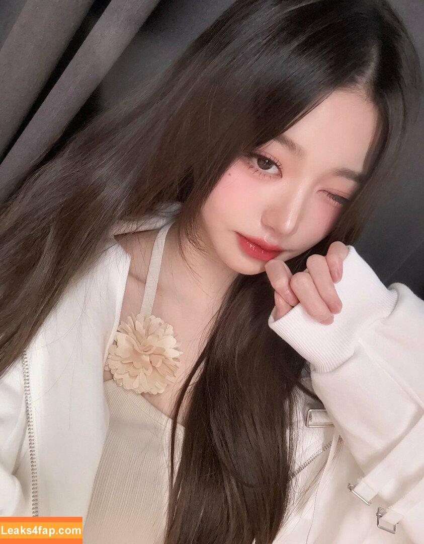 Jang Won-young / for_everyoung10 / 장원영 WONYOUNG слитое фото фото #0450