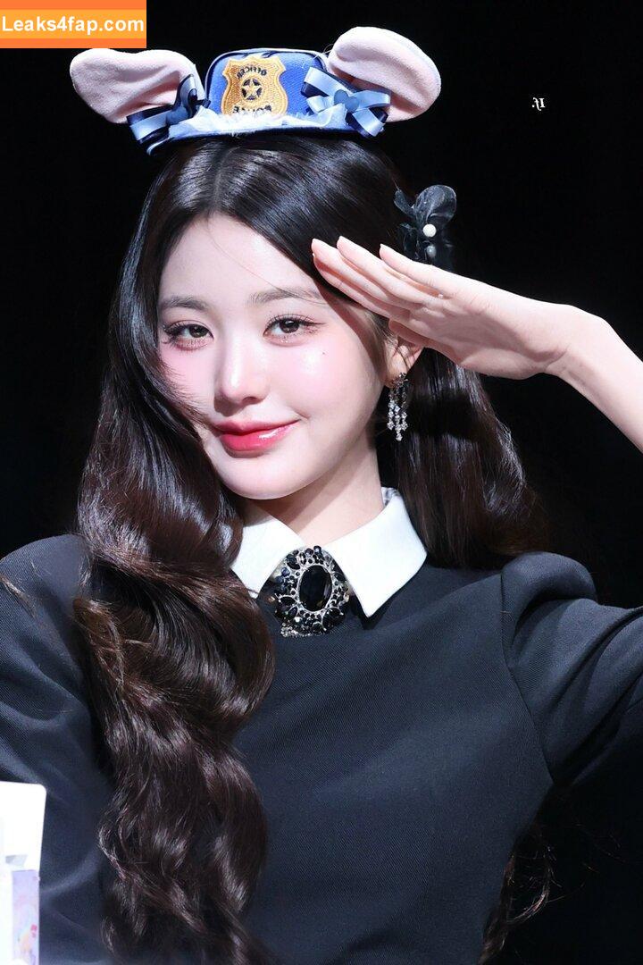 Jang Won-young / for_everyoung10 / 장원영 WONYOUNG leaked photo photo #0558