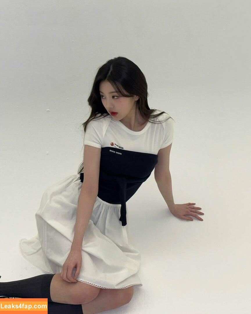 Jang Won-young / for_everyoung10 / 장원영 WONYOUNG leaked photo photo #0586