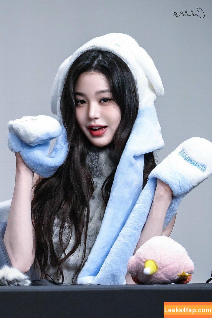 Jang Won-young / for_everyoung10 / 장원영 WONYOUNG leaked photo photo #0670