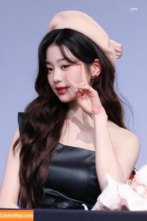 Jang Won-young photo #0600