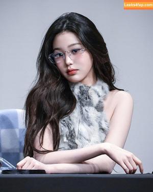 Jang Won-young photo #0715