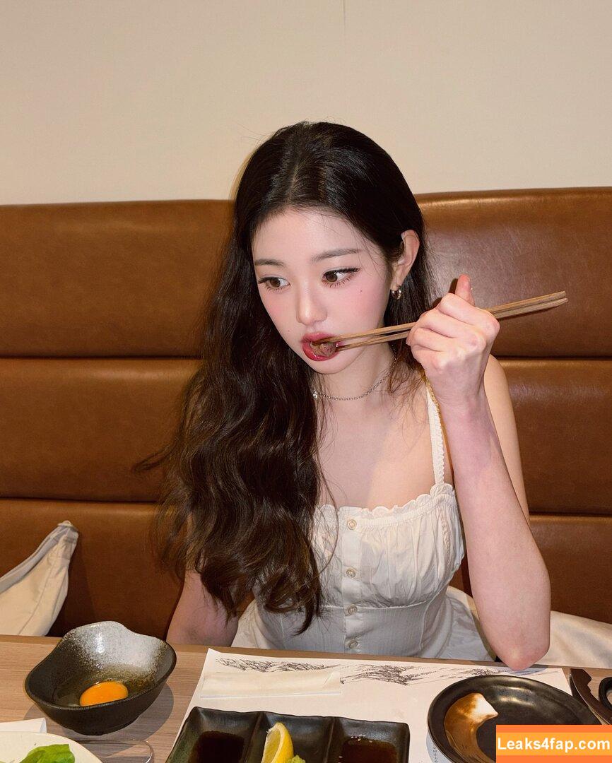 Jang Won-young / for_everyoung10 / 장원영 WONYOUNG leaked photo photo #1174