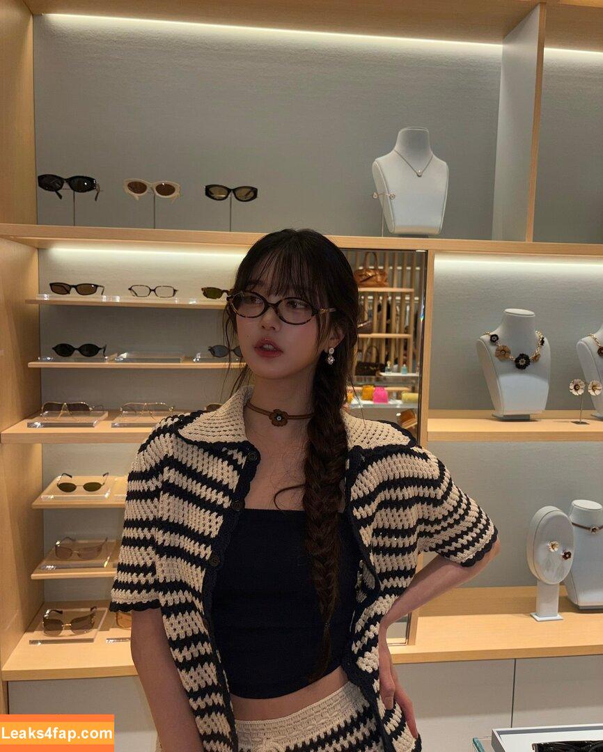 Jang Won-young / for_everyoung10 / 장원영 WONYOUNG leaked photo photo #1185