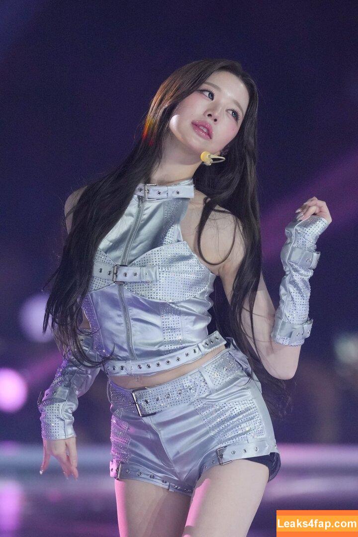 Jang Won-young / for_everyoung10 / 장원영 WONYOUNG слитое фото фото #1625