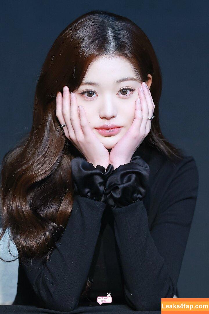 Jang Won-young / for_everyoung10 / 장원영 WONYOUNG слитое фото фото #1865