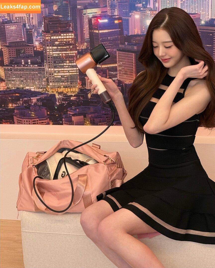 Jang Won-young / for_everyoung10 / 장원영 WONYOUNG leaked photo photo #1961