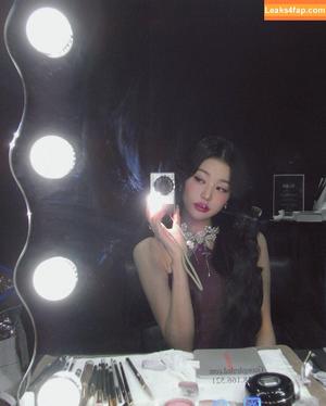 Jang Won-young photo #1097