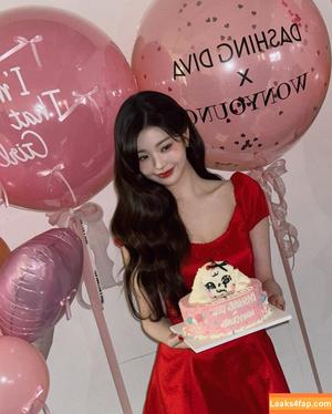 Jang Won-young photo #1124
