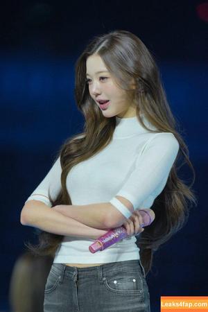 Jang Won-young photo #1910