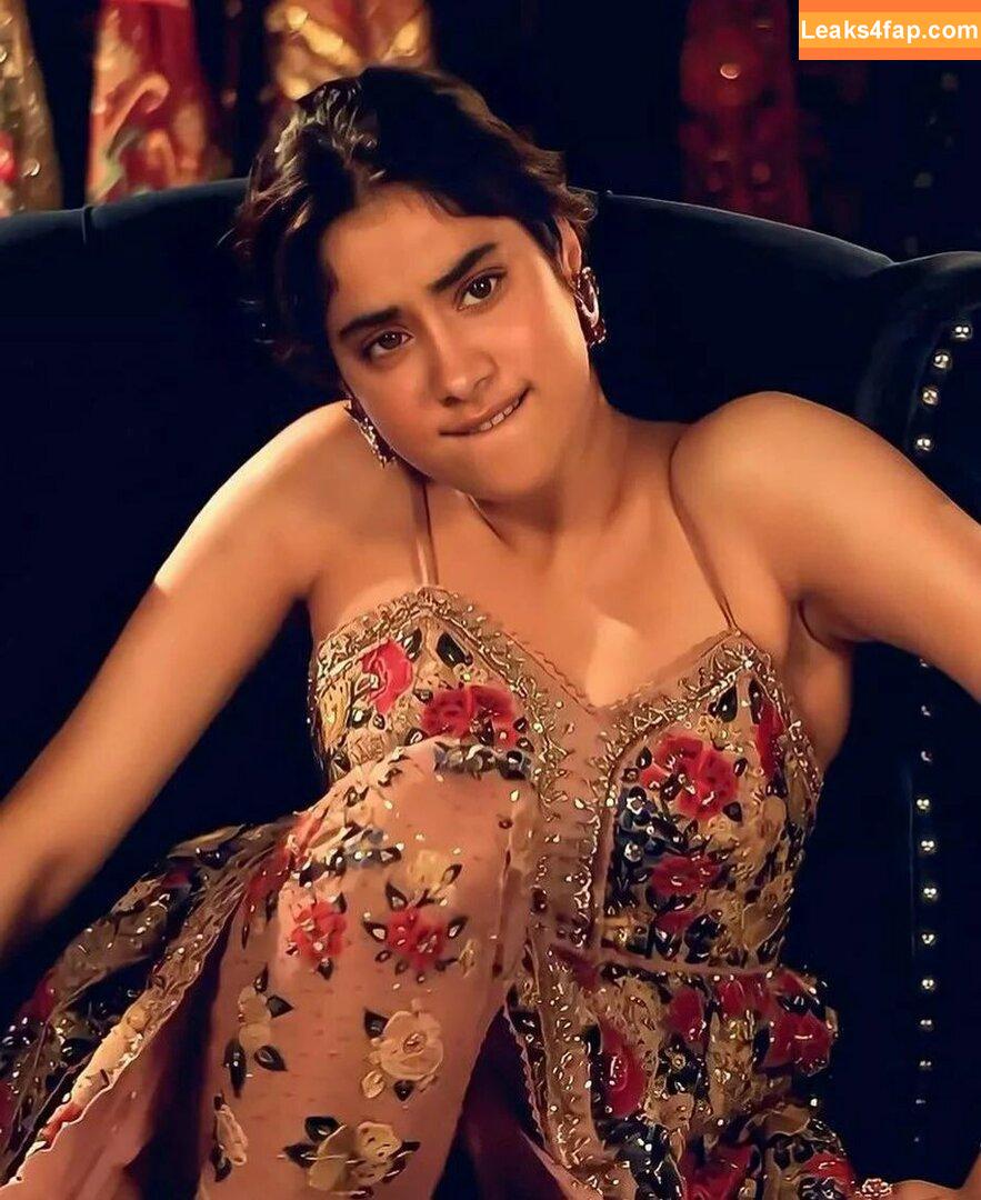 Janhvi Kapoor / janhvikapoor / janhvikapoorr leaked photo photo #0059