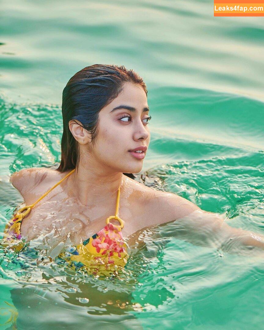 Janhvi Kapoor / janhvikapoor / janhvikapoorr leaked photo photo #0060