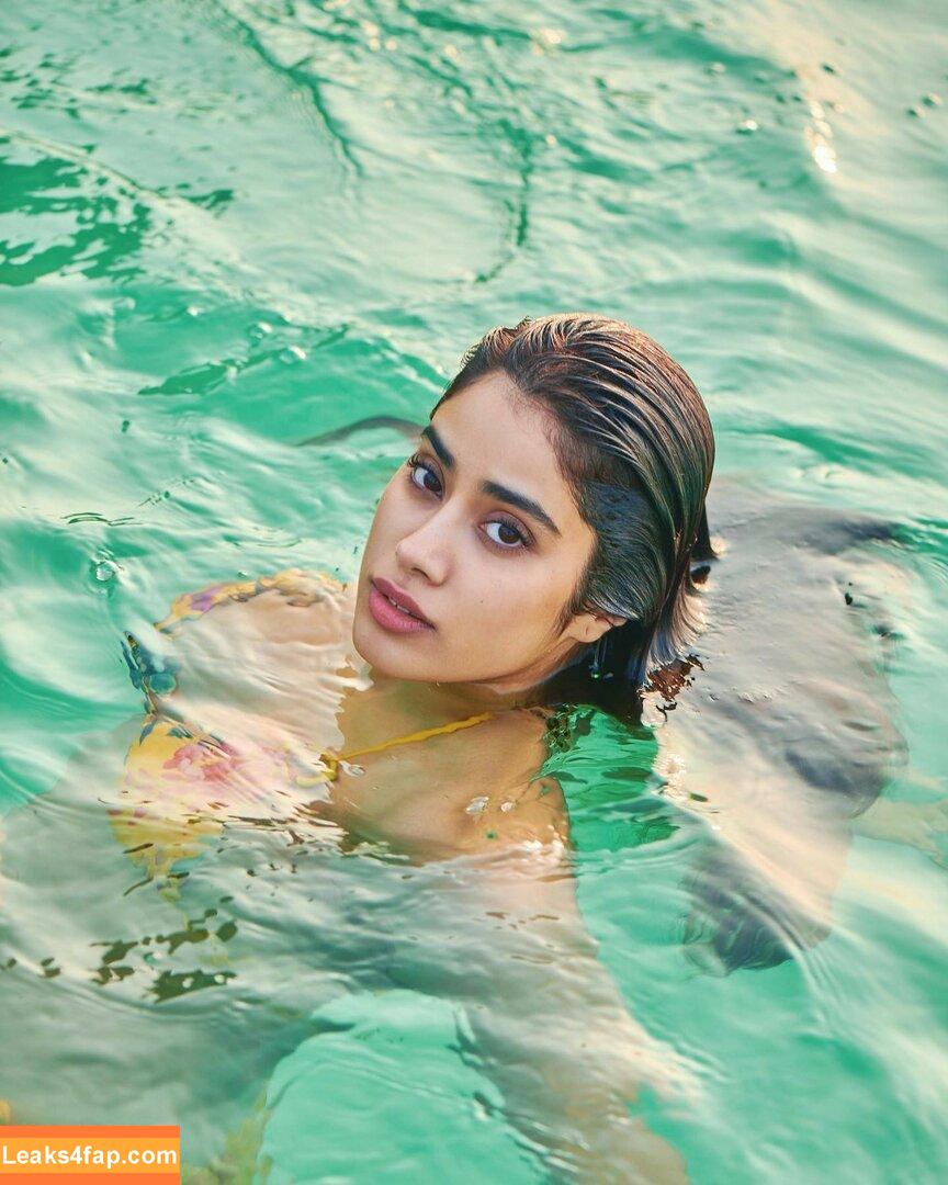 Janhvi Kapoor / janhvikapoor / janhvikapoorr leaked photo photo #0066