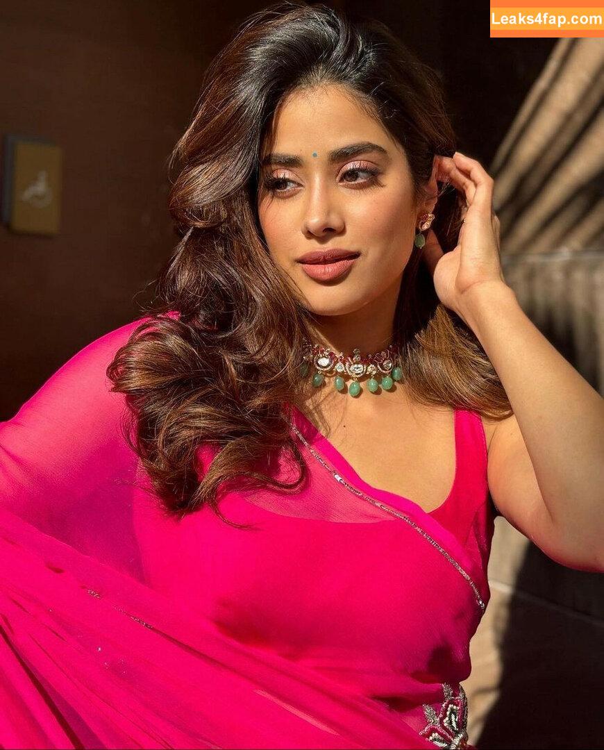 Janhvi Kapoor / janhvikapoor / janhvikapoorr leaked photo photo #0100