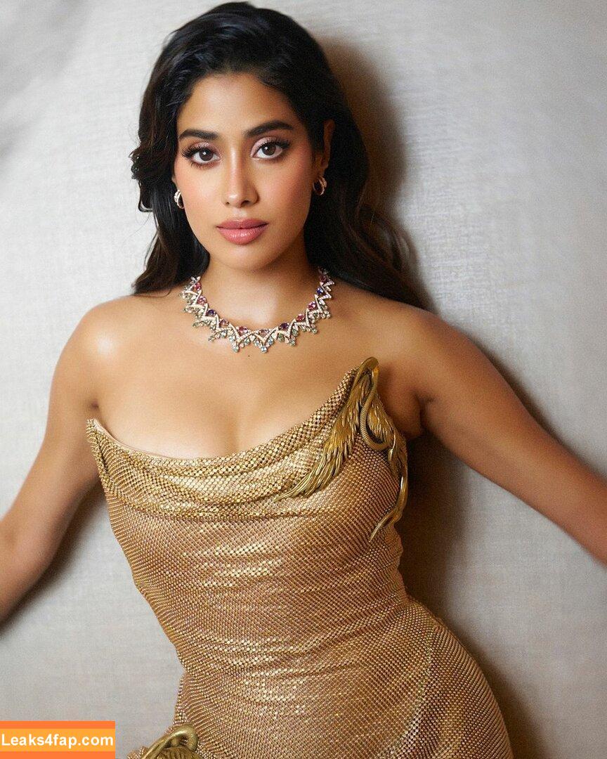 Janhvi Kapoor / janhvikapoor / janhvikapoorr leaked photo photo #0140