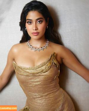 Janhvi Kapoor photo #0140