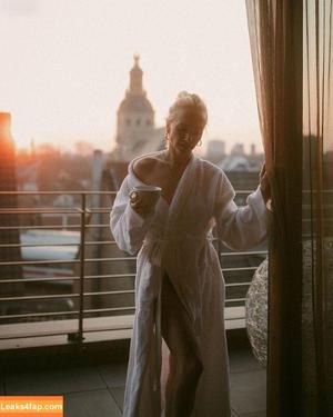 Janin Ullmann photo #0039