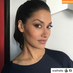 Janina Gavankar фото #0050